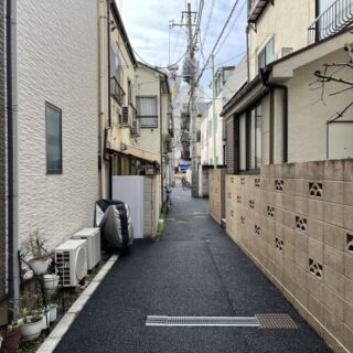 解体工事現場までの道幅が２ｍと狭い場合