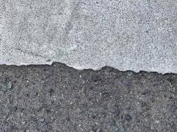 🚗駐車場をアスファルト舗装する費用相場は？