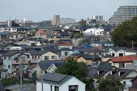 屋根材によって解体費用は変わる？